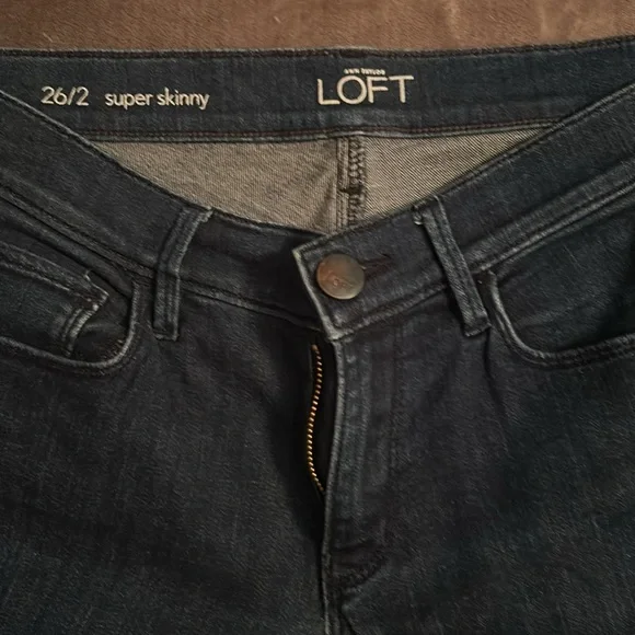 LOFT Super Skinny Jeans - Picture 3 of 4
